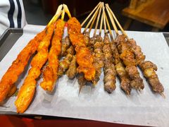 -万记麻辣烫国展总店