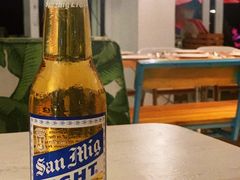 -Cha Cha's Beach Cafe