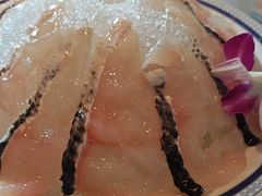 -茅草房·河畔园林火锅