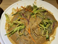 -关东小磨东北菜(上海长风大悦城店)