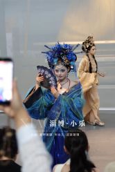 点击看大图 -小乐化妆美甲半永久培训学校