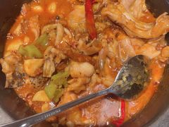 -云海肴·汽锅鸡·云南菜(天山百盛优客店)