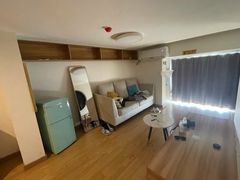 -乐嗨公寓(苏州火车站店)