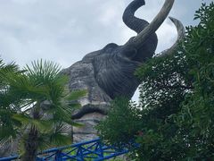 -七彩云南欢乐世界