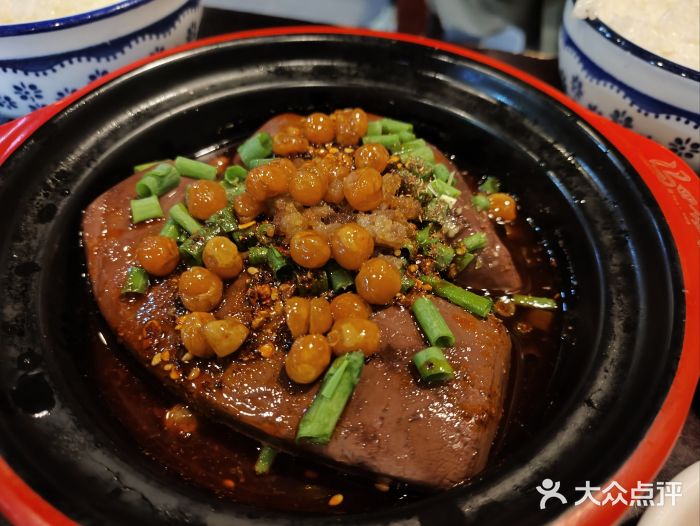 冯四孃跷脚牛肉·非物质文化遗产店招牌血旺图片