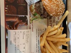 -The Habit Burger Grill 哈比特汉堡(复兴soho店)