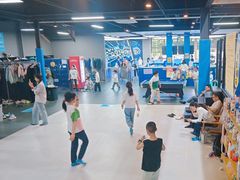 -超时空蹦床团建·VR潮玩运动娱乐·生日派对游乐园(金桥店)