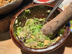 皮蛋青椒擂茄子-费大厨辣椒炒肉(万家丽一店)