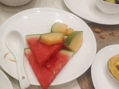 哈密瓜-东方豪景花园酒店·怡景旋转餐厅