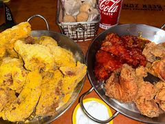 -BHC炸鸡(明洞总店)