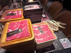 -牛YO寿喜烧·铁板烧和牛火锅自助(市府恒隆店)