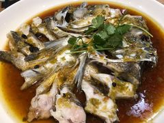 剁椒鱼头-老妈私房鱼头(欧洲城店)