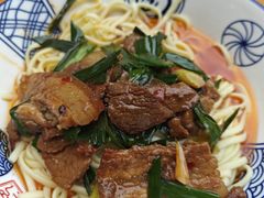 -杨伯英传统杂酱面