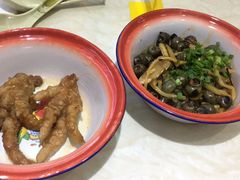 -丽丽三鲜螺蛳粉(田林路店)