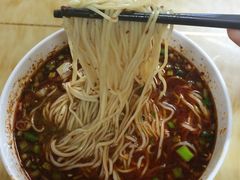 -周勇牛肉拉面(火车站西路店)