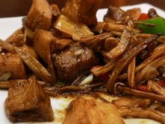 -名轩·中餐厅(南京玄武湖假日酒店)