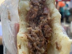 -老西关黄老太牛肉烧饼