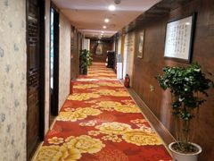 -东方亮足道(中国红街店)