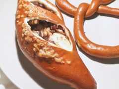 核桃红豆碱水-Dough&Joe团憩(瑞虹天地月亮湾店)