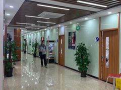 -茂菊口腔连锁(浦东南路店)