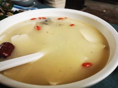 -莉莉家的音乐花园餐吧(航空路店)