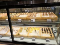 面包甜点陈列柜-韩盛·盛江山自助料理(中街大悦城店)