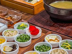 -良米山·云南野生菌过桥米线(上海首店)