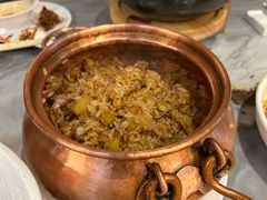 牛肝菌焖饭-蔼若春.传承三十年云南菜(金碧公园店)