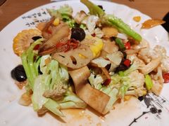 菜根素炒王-卞氏菜根香·川菜(青羊万达店)