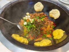-鲁员外地锅鸡地锅鱼(古墩路店)