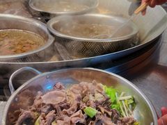 -谢老五跷脚牛肉·非遗传承店