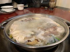 -老石黑山羊毛驴肉火锅(金凯广场店)
