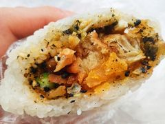 咸蛋黄糯米包油条-殷姐糯米包油条