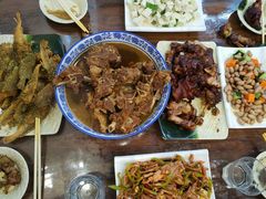 -大肚水饺锅贴·家常融合菜(新港店)