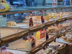 面包甜点陈列柜-新侨三宝乐面包店(崇文门店)