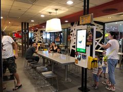 大堂-麦当劳(龙之梦购物中心店)