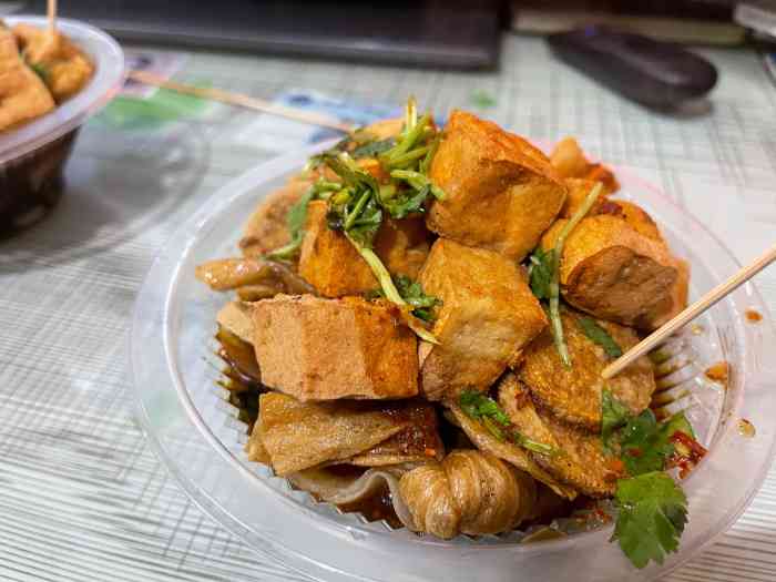 朱记臭豆腐-"点了「臭豆腐」「卤鹌鹑蛋」「全家福」「凉.