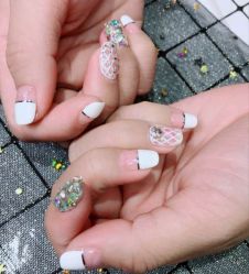 -Halo美甲美睫