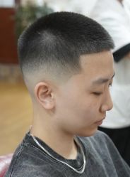 -豪帅男士理容馆