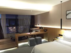 -优逸酒店(柳州窑埠古镇万象城店)