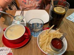 -必胜客(百联又一城店)