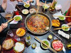 -四小区火锅·巷子里的重庆火锅(花照壁店)