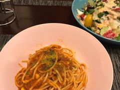 -悦享绿山墙西餐厅