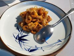 油爆小河虾-屋里厢上海菜馆