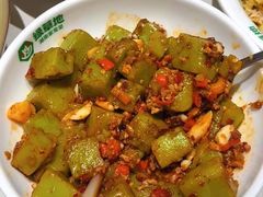 -绿草地·湘菜(7mall店)