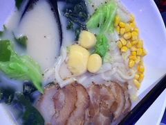 -彗星餐厅(香港迪士尼乐园)