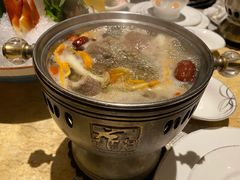 -雍和会海鲜姿造自助(湖东路店)
