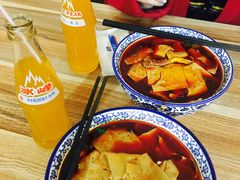 -老字号杨坡红油米线腊汁肉夹馍(东四道巷店)
