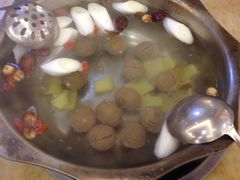 -清真·玛丽亚新疆菜主题餐厅(浙江中路店)