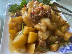 土豆烧牛腩-小城家宴
